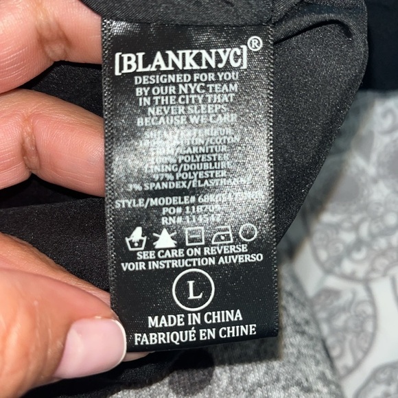 Blanknyc Black Crepe Moto Jacket Tags Size Large Buckles Zips Snaps Cotton - Picture 9 of 10